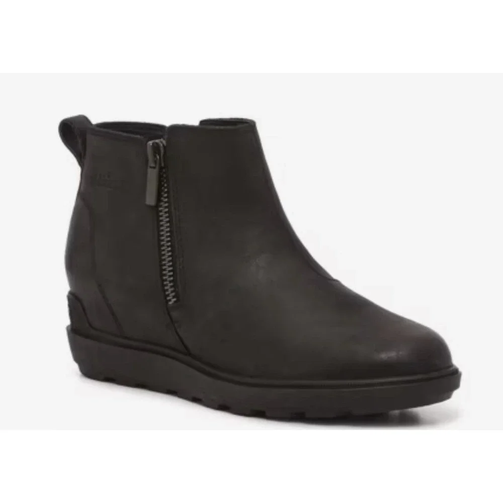 SOREL Evie II Zip Waterproof Bootie Black Size 7
